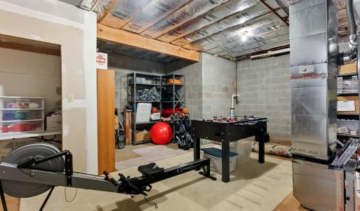 Photo #52 of 101 Oakmont Court, Lynchburg, VA 2.2 acres