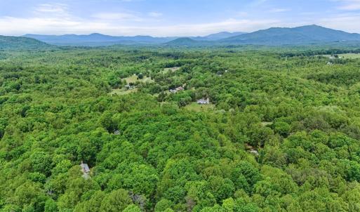 Photo #61 of 101 Oakmont Court, Lynchburg, VA 2.2 acres