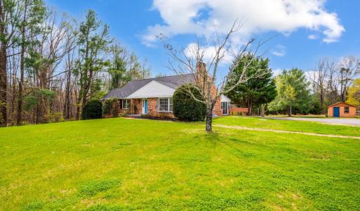 Photo #44 of 733 Oakville Road, Appomattox, VA 1.0 acres