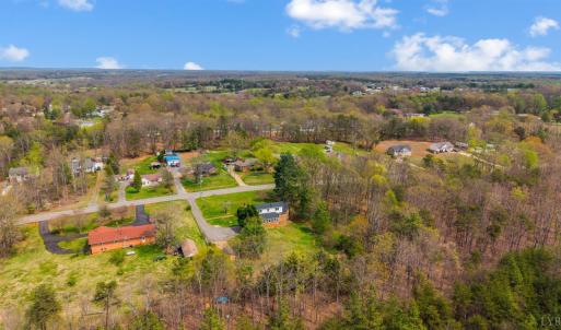 Photo #57 of 733 Oakville Road, Appomattox, VA 1.0 acres