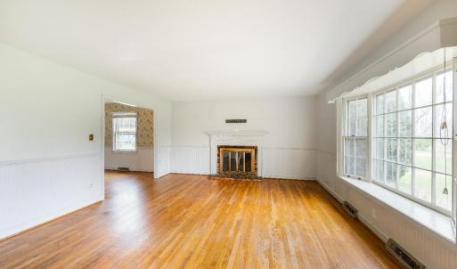 Photo #5 of 733 Oakville Road, Appomattox, VA 1.0 acres