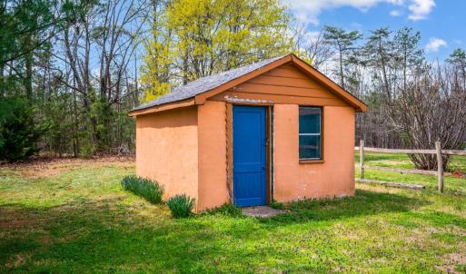 Outside storage building