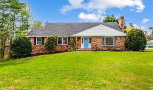 Photo #2 of 733 Oakville Road, Appomattox, VA 1.0 acres
