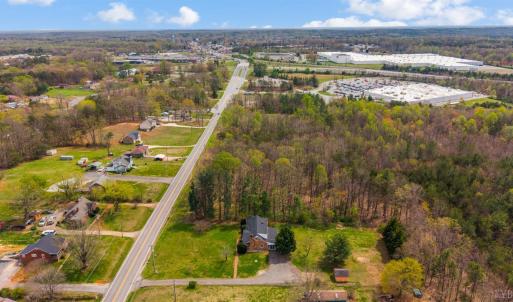 Photo #55 of 733 Oakville Road, Appomattox, VA 1.0 acres