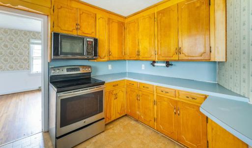 Photo #12 of 733 Oakville Road, Appomattox, VA 1.0 acres