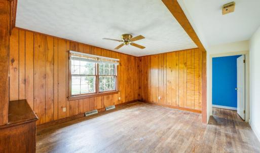 Photo #15 of 733 Oakville Road, Appomattox, VA 1.0 acres