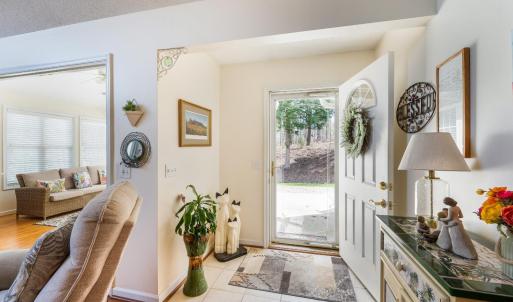 Photo #3 of 1099 Jefferson Way, Forest, VA