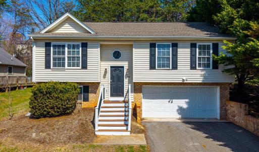 Photo #1 of 340 Blackhawke Drive, Lynchburg, VA 0.2 acres