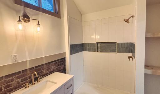 Photo #19 of 122 Brooks Street, Monroe, VA