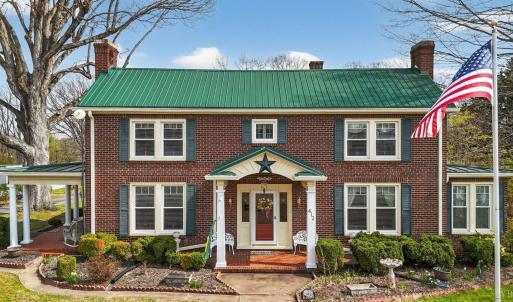 Photo #1 of 412 Main Street, Gretna, VA 1.0 acres