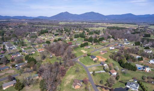 Photo #50 of 1855 Vista Circle, Bedford, VA 2.5 acres