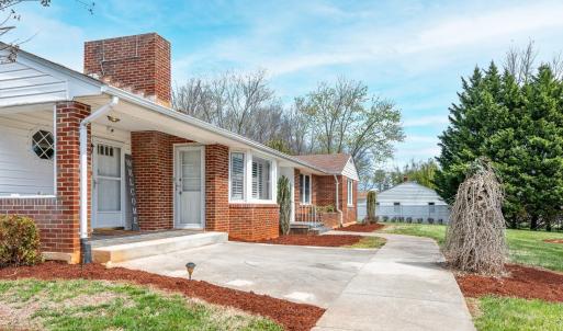 Photo #4 of 1128 Snead Circle, Bedford, VA 1.6 acres