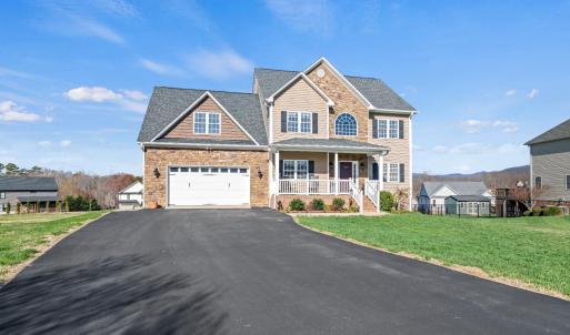 Photo #4 of 1234 Autumn Run Drive, Forest, VA 0.5 acres