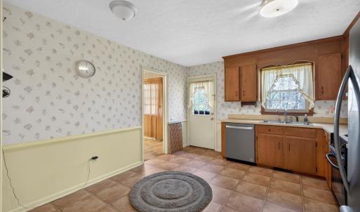 Photo #12 of 163 Baldwin Circle, Lynchburg, VA 0.5 acres