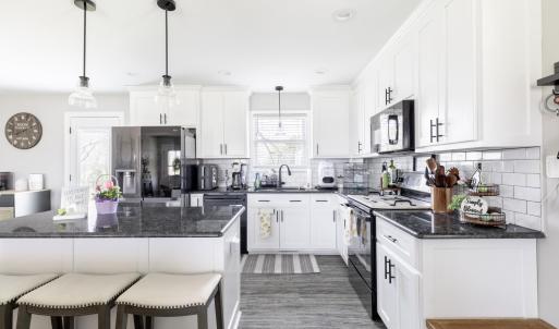 Photo #11 of 165 Robertson Ln, Danville, VA 1.0 acres