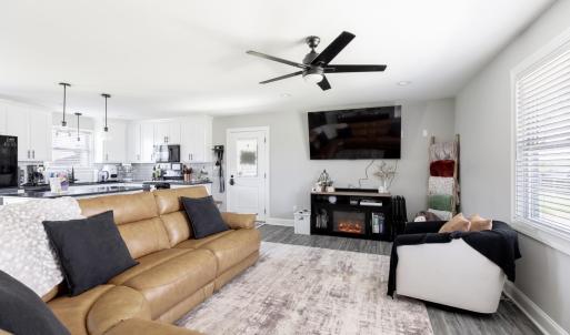 Photo #3 of 165 Robertson Ln, Danville, VA 1.0 acres