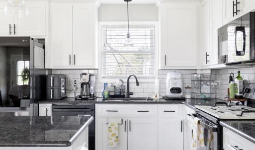 Photo #10 of 165 Robertson Ln, Danville, VA 1.0 acres