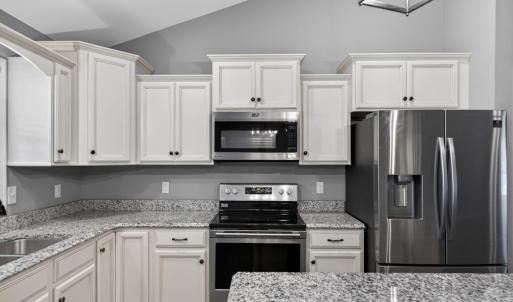 Photo #10 of 1722 Country Club Road, Appomattox, VA 0.9 acres