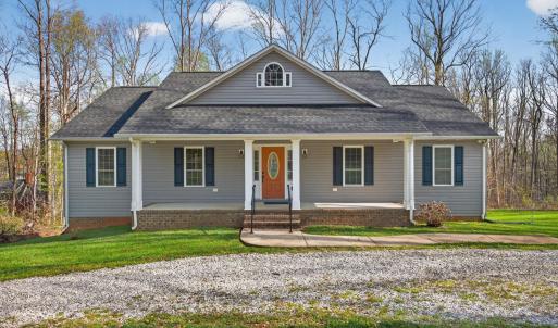 Photo #1 of 1722 Country Club Road, Appomattox, VA 0.9 acres