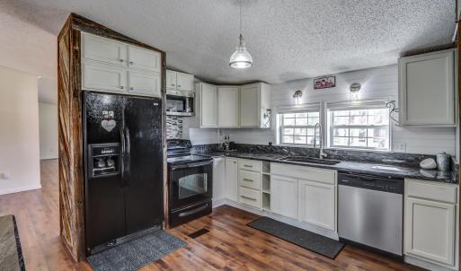 Photo #23 of 1727 Richmond Highway, Spout Spring, VA 2.3 acres