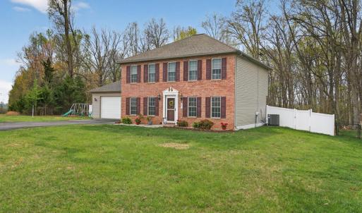 Photo #4 of 1045 Woods End Lane, Forest, VA 0.5 acres