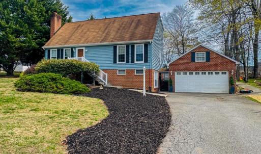 Photo #2 of 1002 Oxford Point Road, Lynchburg, VA 0.5 acres