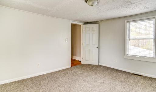 Photo #32 of 447 Toytown Road, Amherst, VA 0.8 acres