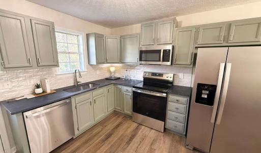 Photo #5 of 902 Goose Meadow Drive, Forest, VA