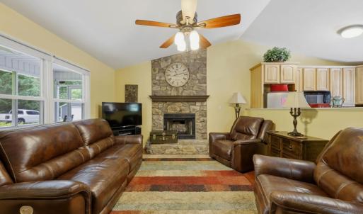 Photo #5 of 2021 Diamond Hill Rd, Moneta, VA 7.7 acres