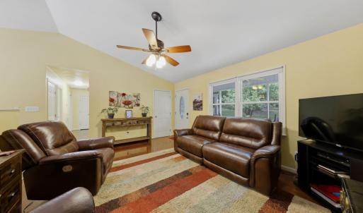 Photo #6 of 2021 Diamond Hill Rd, Moneta, VA 7.7 acres