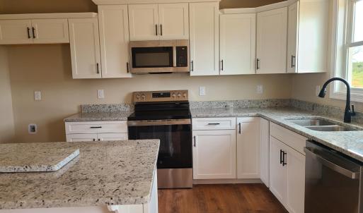Photo #3 of 1871 Horseshoe Road, Appomattox, VA 1.4 acres