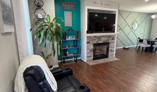 Photo #7 of 271 Pleasant Ridge Drive, Madison Heights, VA 0.9 acres