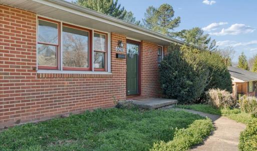 Photo #3 of 6030 Edgewood Avenue, Lynchburg, VA 0.3 acres
