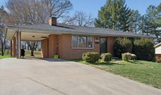 Photo #2 of 6030 Edgewood Avenue, Lynchburg, VA 0.3 acres