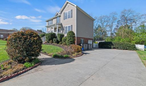 Photo #5 of 1164 Majestic Oaks Drive, Forest, VA 0.5 acres