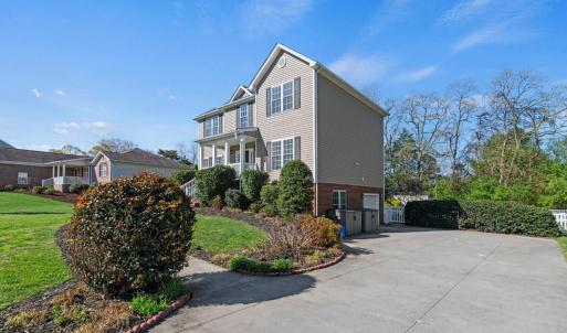 Photo #4 of 1164 Majestic Oaks Drive, Forest, VA 0.5 acres