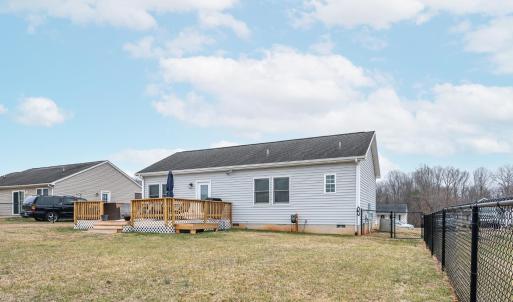 Photo #32 of 208 Stratford Place, Madison Heights, VA 0.4 acres