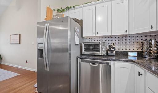 Photo #18 of 208 Stratford Place, Madison Heights, VA 0.4 acres