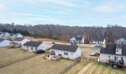 Photo #38 of 208 Stratford Place, Madison Heights, VA 0.4 acres