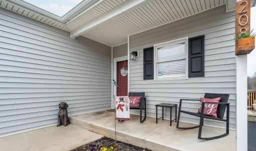 Photo #7 of 208 Stratford Place, Madison Heights, VA 0.4 acres