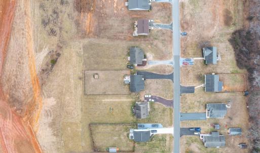 Photo #41 of 208 Stratford Place, Madison Heights, VA 0.4 acres