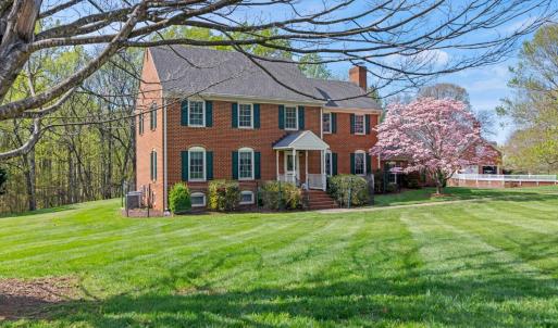 Photo #2 of 1933 Royal Oak Drive, Lynchburg, VA 1.3 acres