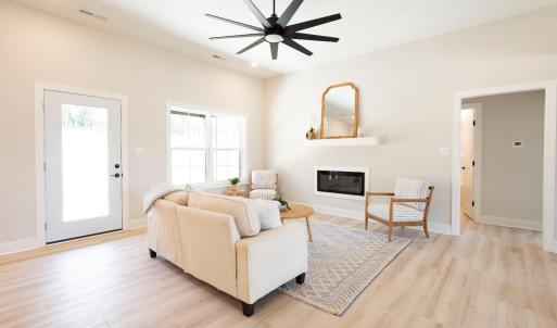 Photo #12 of 1121 Live Oak Court, Forest, VA 0.5 acres