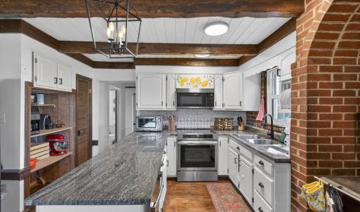 Photo #32 of 1086 Meadow Drive, Appomattox, VA 9.5 acres