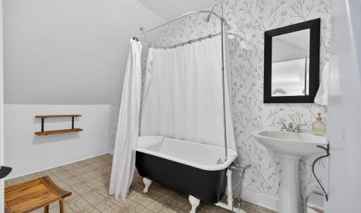 Photo #22 of 1086 Meadow Drive, Appomattox, VA 9.5 acres