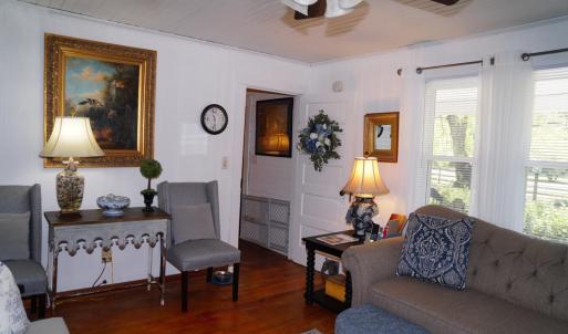 Photo #5 of 10188 Stage Coach Road, Gretna, VA 2.9 acres