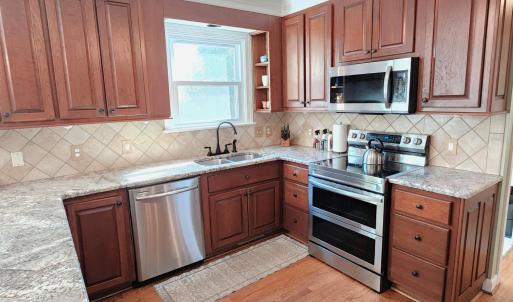 Photo #29 of 100 Jameson Court, Lynchburg, VA 1.6 acres