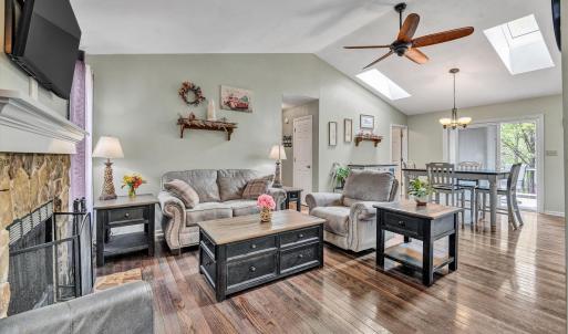 Photo #5 of 1681 Diamond Hill Road, Moneta, VA 1.2 acres