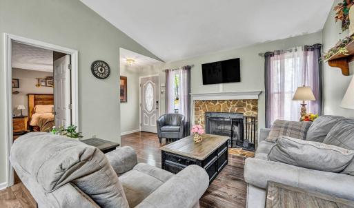 Photo #7 of 1681 Diamond Hill Road, Moneta, VA 1.2 acres