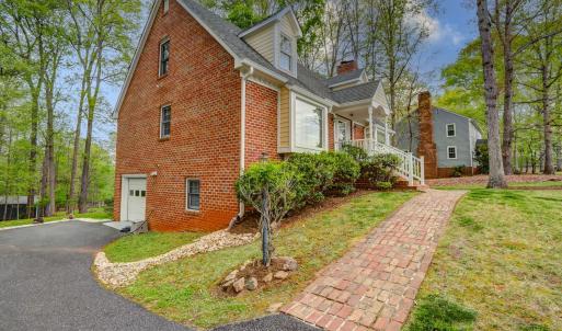 Photo #6 of 717 Lake Vista Drive, Forest, VA 0.6 acres